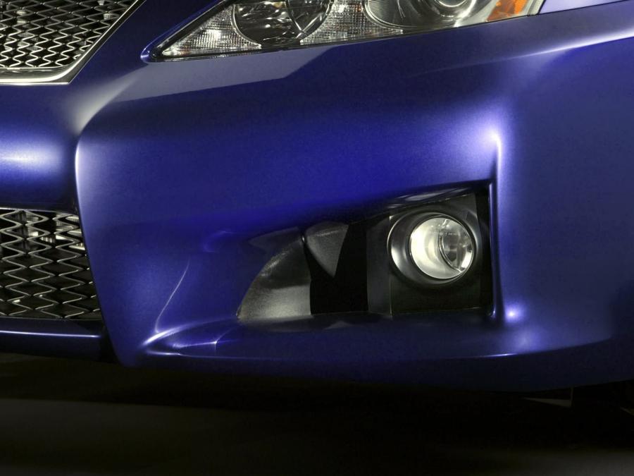 Lexus IS-F 2010 года  (фото 32 из 140)